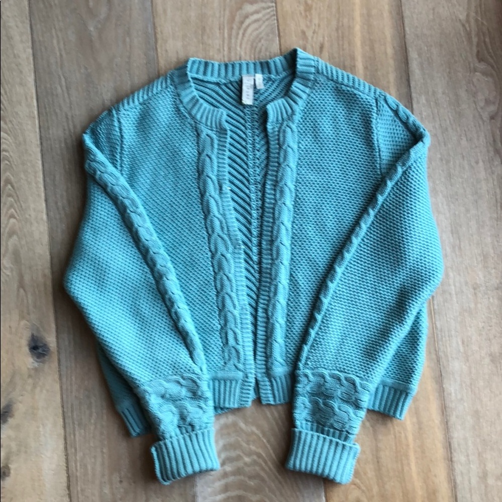 Sahalie blue sweater size xl